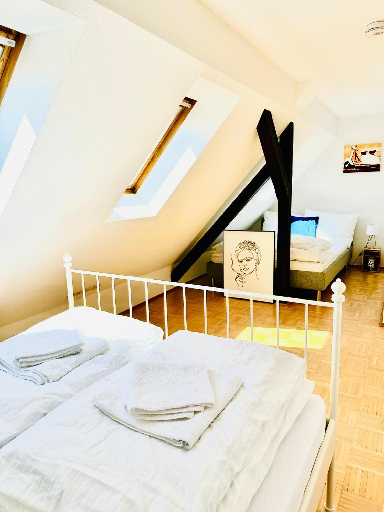 Massive Karli Loft - Over 130 Meters Floor Space - Home Theater Room - 4 Private Sleeping Areas - Best Location In Leipzig Luaran gambar