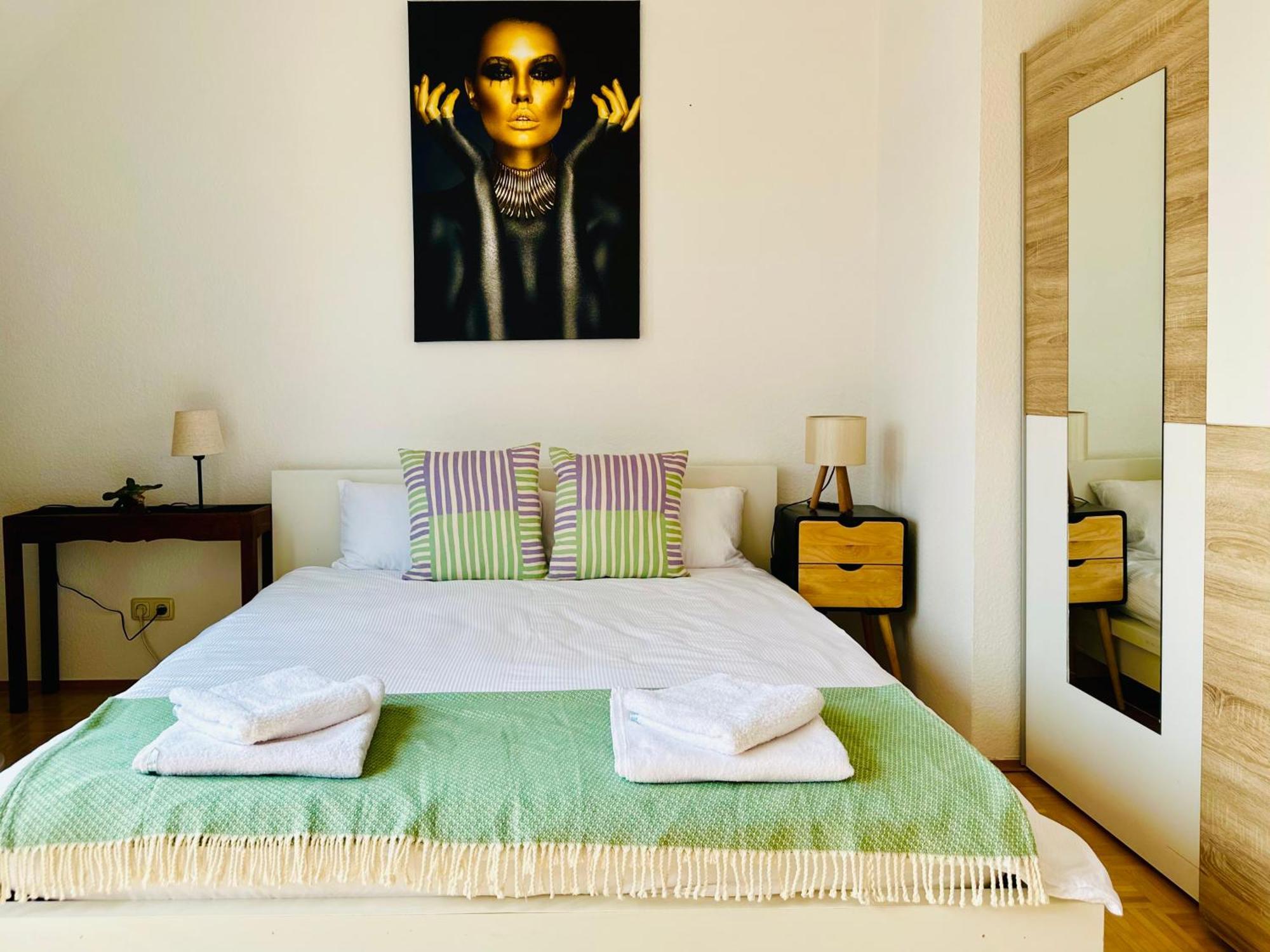 Massive Karli Loft - Over 130 Meters Floor Space - Home Theater Room - 4 Private Sleeping Areas - Best Location In Leipzig Luaran gambar