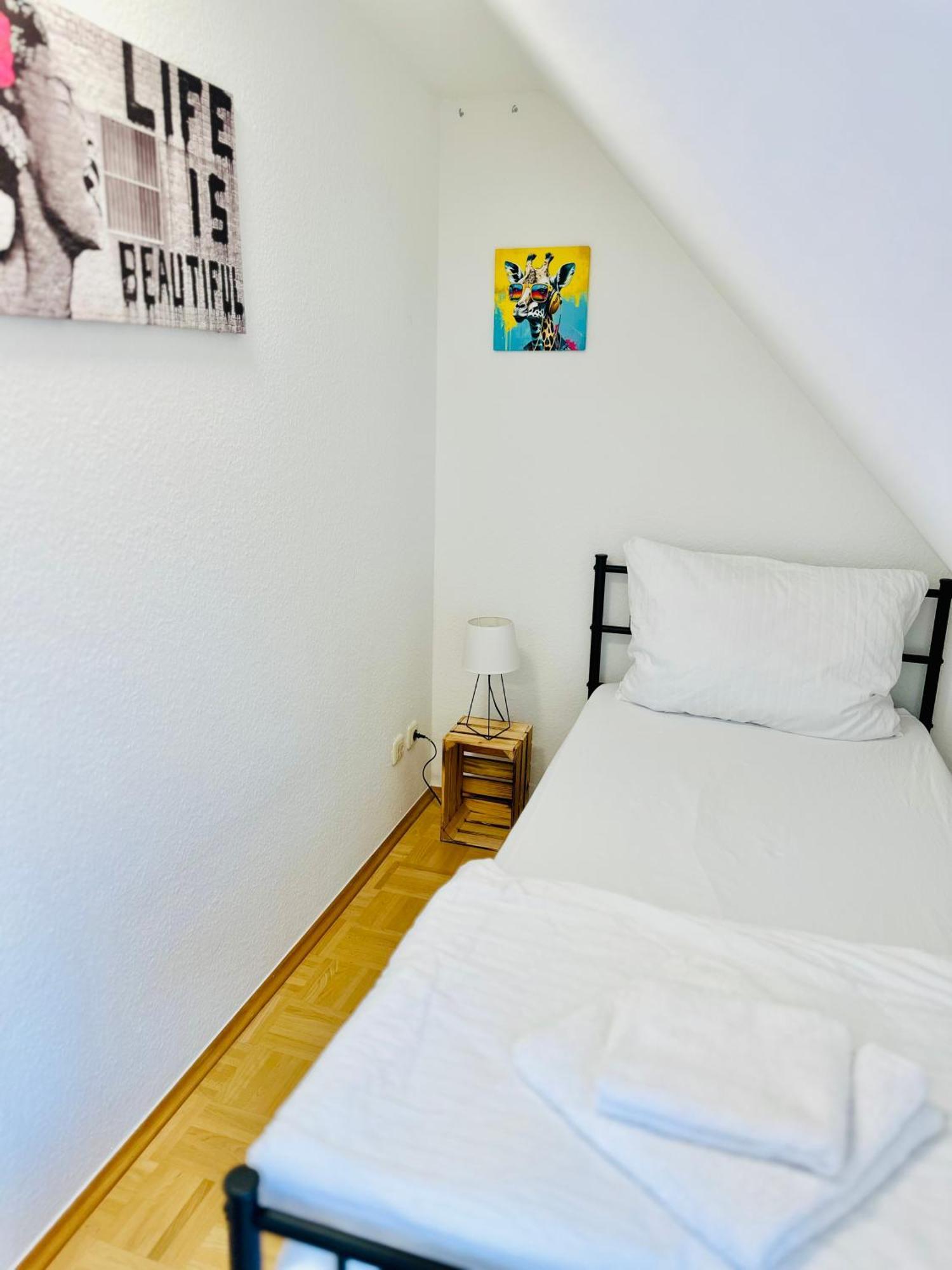 Massive Karli Loft - Over 130 Meters Floor Space - Home Theater Room - 4 Private Sleeping Areas - Best Location In Leipzig Luaran gambar